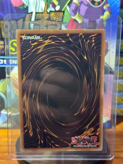 Yugioh Blue-Eyes White Dragon LOB EN001 Ultra Rare - Image 2