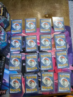 Lot of 91 reverse holo pokemon TCG cards from XY era to Sword/Shield + tentacool - Image 4