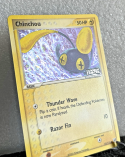Chinchou 52/115 Unseen Forces Reverse Holo Stamped Pokemon Card NM - Image 1