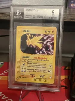 Pokemon TCG 2003 Zapdos HOLO RARE #H32/H32 Aquapolis BGS 9 MINT (Stand included) - Image 3