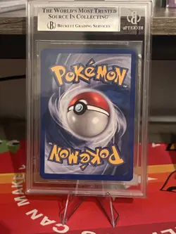 Pokemon TCG 2003 Zapdos HOLO RARE #H32/H32 Aquapolis BGS 9 MINT (Stand included) - Image 5