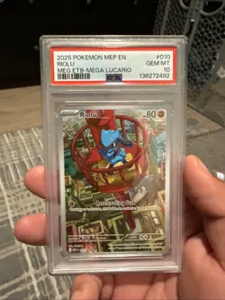 Pokemon TCG Riolu Illustration Rare Center Promo - Image 1