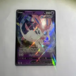 Pokemon TCG Sylveon v Evolving Skies Holo Ultra Rare Card 074/203 - Image 1