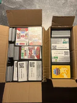 Pokemon TCG Live Online Code Karten ca. 2750 Stuck Pokemon Codes Karten NEU - Image 1