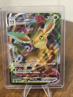 Leafeon VMAX 008/203 2021 Pokemon Evolving Skies Full Art Holo Near Mint - Image 1