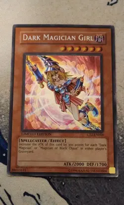 YuGiOh! Dark Magician Girl - Secret Rare - CT2-EN004 - Limited Edition - HP - Image 1