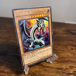 YUGIOH • BLUE EYES WHITE DRAGON • LOB-EN001 MINT Condition - Image 2