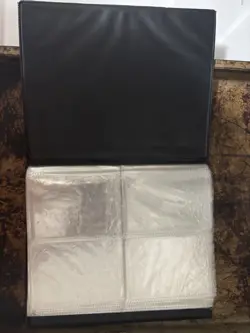 POKEMON 1999 Wizards of the Coast Trading Card Game Collector's Album/Binder - Image 2