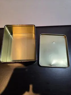 Yu-Gi-Oh! Vintage Dark Magician Yugi Metal Tin - (Empty Tin Only - No Cards) - Image 5