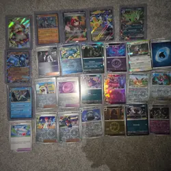 Large lot of Rare Pokemon cards. - Image 1