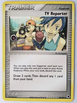 TV Reporter 82/101 - EX Dragon Frontiers Pokemon Card - Image 1