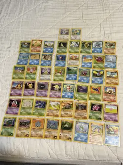 Lot of 50 Pokemon Base Set/Gym Hero Cards Non Holo Collection Vintage WotC - Image 1