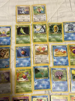 Lot of 50 Pokemon Base Set/Gym Hero Cards Non Holo Collection Vintage WotC - Image 3