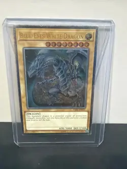 Yu-Gi-Oh! TCG | BLUE-EYES WHITE DRAGON | Ultimate 1st Edition | YSKR-EN001 | LP - Image 1