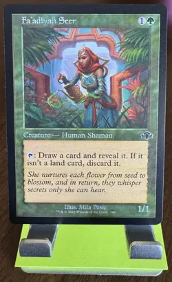 Fa'adiyah Seer (Retro Frame) Dominaria Remastered Regular - Error/Misprint - Image 1