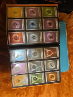 Pokemon TCG Holo Energy Lot 215 Cards, From Various Scarlet And Violet Sets. - Image 4