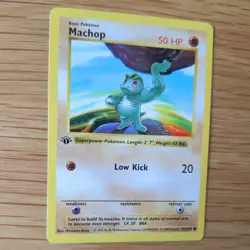 1ST EDITION SHADOWLESS MACHOP 52/102 POKEMON CARD (BASE SET) - Image 3