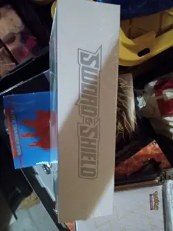 Pokemon TCG Sword and Shield Ultra Premium Collection Charizard Box NEW & SEALED 820650871115 - Image 4