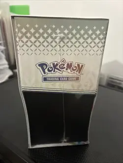 Scarlet & Violet Prismatic Evolutions Sealed Elite Trainer Box POKEMON TCG - Image 2