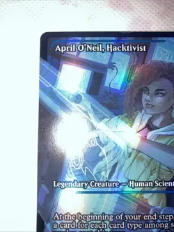 April O'Neil, Hacktivist (0282) (Showcase) Teenage Mutant Ninja Turtles Foil - Image 2