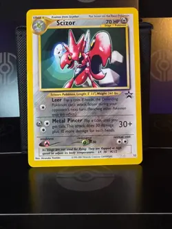 1999 Pokemon Wizards Black Star Promos Scizor #33 - Image 2