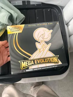 Pokemon Mega Evolution Gardevoir/サーナイト ETB (new / factory sealed) - Image 2