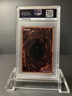 Yugioh Maxx "C" AP04 - EN002 Ultimate Rare PSA 9 - Image 2