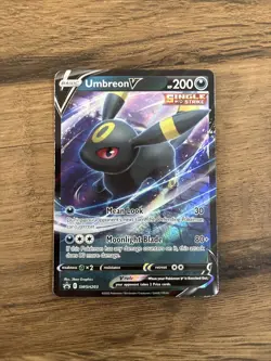 Umbreon v SWSH203 Black Star Promo Holo Card Near Mint Condition - Image 1