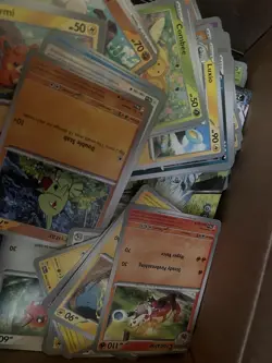 Pokemon Trading Card Game - 100 card Lot - 2 Holos Included Bulk Lot - Image 3