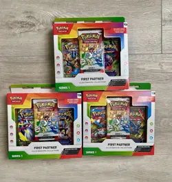 Pokemon TCG First Partner Illustration Collection Series [lot of 3] - IN HAND ✅ - Image 1