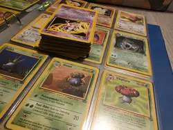 Lot Of 25 Vintage WOTC Pokemon Cards. NM. Guaranteed Holo - Image 1