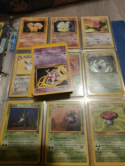Lot Of 25 Vintage WOTC Pokemon Cards. NM. Guaranteed Holo - Image 2