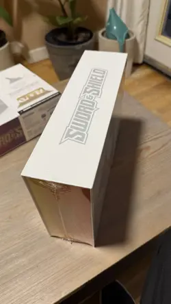 Pokemon TCG Sword and Shield Ultra Premium Collection Charizard Box (NEW&SEALED) 820650871115 - Image 3