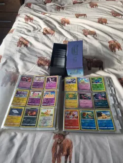 Pokemon Bundle Joblot Binder Mixed Sets 972 CARDS - Image 1