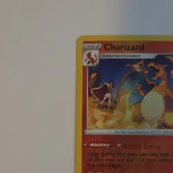 Pokemon Charizard Rare Reverse Holo Vivid Voltage 025/185 170 HP 2020 Eng - Image 3