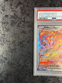 2025 POKEMON DRI ROCKET'S MOLTRES EX ULTRA-PREMIUM COLLECTION #229 STAMPED PSA 7 - Image 3
