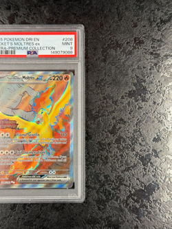 2025 POKEMON DRI ROCKET'S MOLTRES EX ULTRA-PREMIUM COLLECTION #208 STAMPED PSA 9 - Image 2