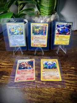 ⭐1990’s & 2000 Pokemon Cards / Holo / 25+ Rare / Vintage / Neo / GRADABLE!!!⭐ - Image 1