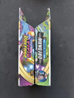 Pokemon TCG Vivid Voltage Charizard & Drednaw Theme Deck Set Sealed - Image 4