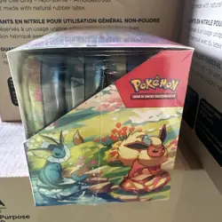 Pokemon TCG Scarlet & Violet Prismatic Evolutions Mini Tin Display Box SPANISH V - Image 4