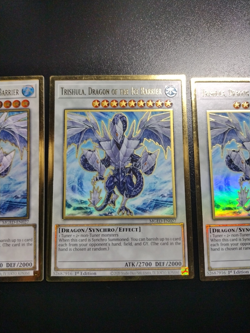 Yugioh! x3 Trishula , Dragon of the Ice Barrier MGED-EN027 Premium Gold Rare LP - Image 3