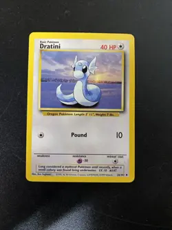 DRATINI - Base Set - 26/102 - Uncommon - Pokemon Card - Unlimited Edition - Image 1