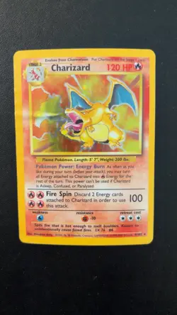 Charizard 4/102 Base Set Holo Rare Pokemon Card Heavily Played HP WOTC - Image 1