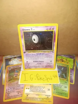 Pokemon 2001 Neo Discovery Unown Holo 1st Edition #14/75 NM - Image 1