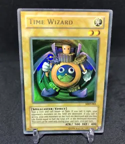 Konami Yu-Gi-Oh! Time Wizard Metal Raiders Effect Card MRD-065 ATK 500 DEF 400 - Image 1