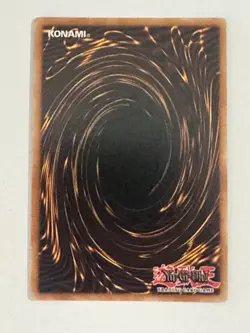 Yu-Gi-Oh Blue-Eyes White Dragon SDK-001 Ultra Rare Holo - Image 2