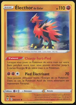 Carte Pokemon Electhor de Galar 082/203 Holo Evolution Celeste Francais - Image 1