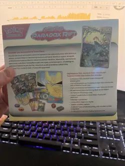 Pokemon TCG: Scarlet & Violet Paradox Rift Elite Trainer Box Pokemon Center 820650854163 - Image 4