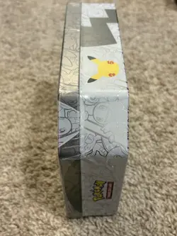 Pokemon 25th Anniversary Celebrations Tin - Lance’s Charizard V - Sealed - Image 3