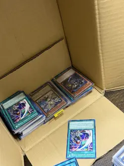 Huge Yu-Gi-Oh Card Lot - Image 2